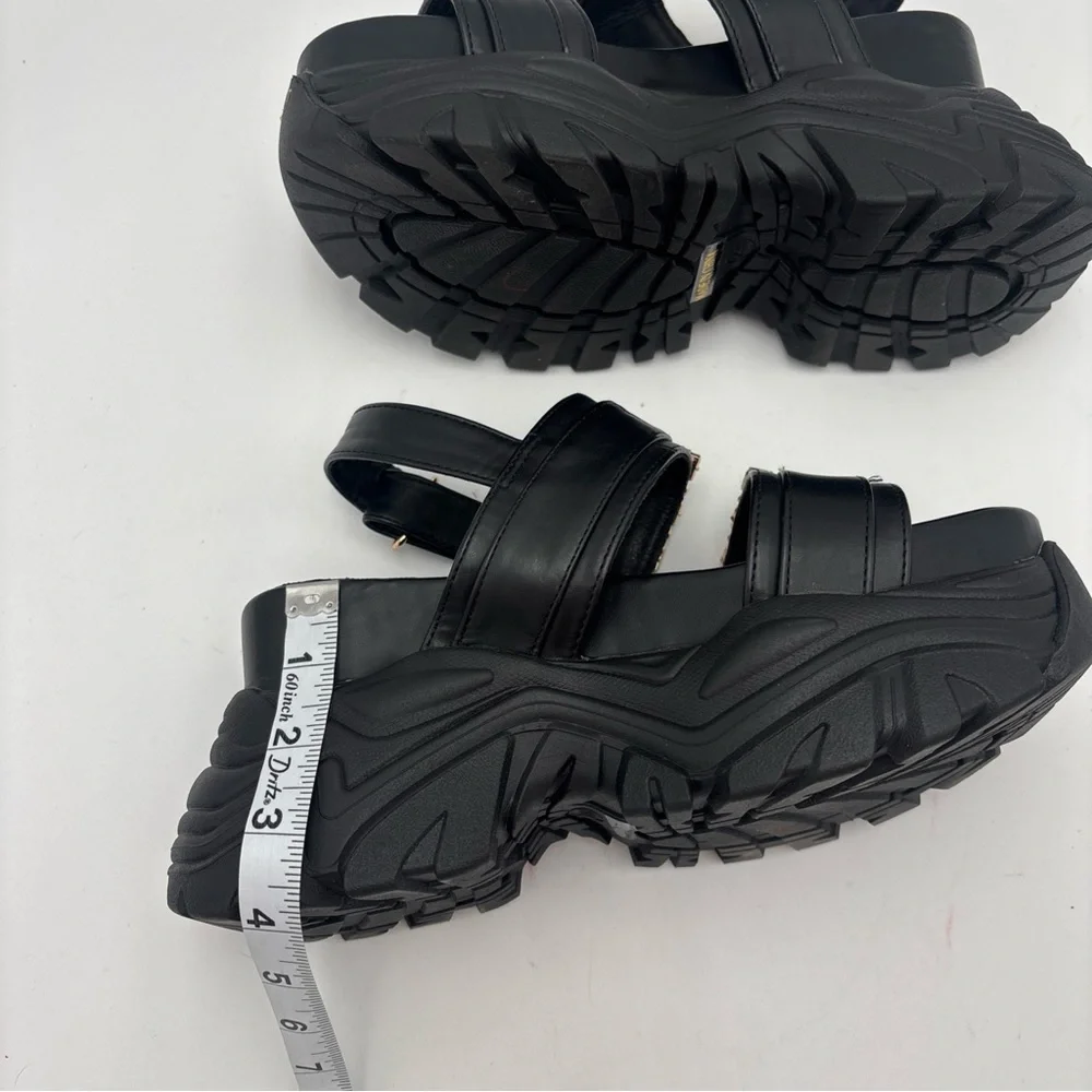 Elegant‎ Black Platform Sandals with Pearl Details